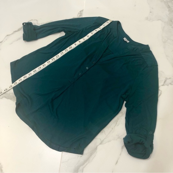 Soft Warm Green Blouse Size Large - Picture 7 of 7